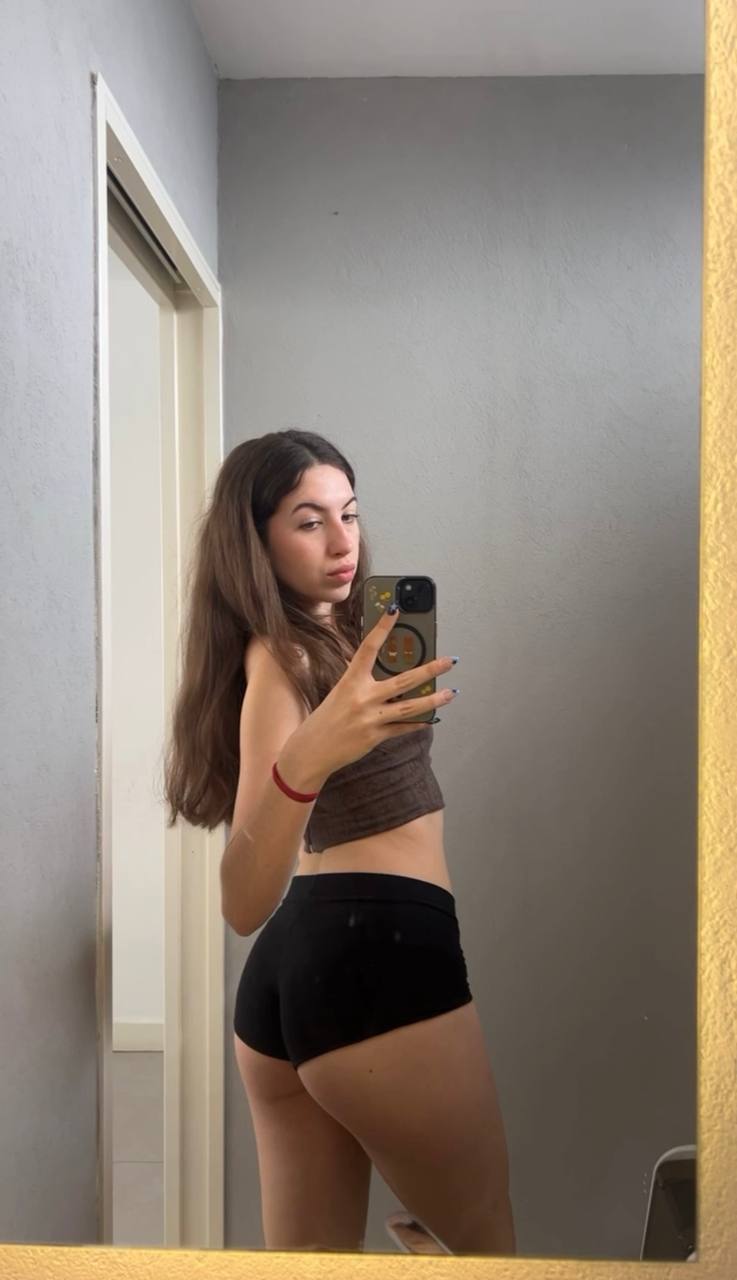 Amber in her underwear in Kota Kinabalu