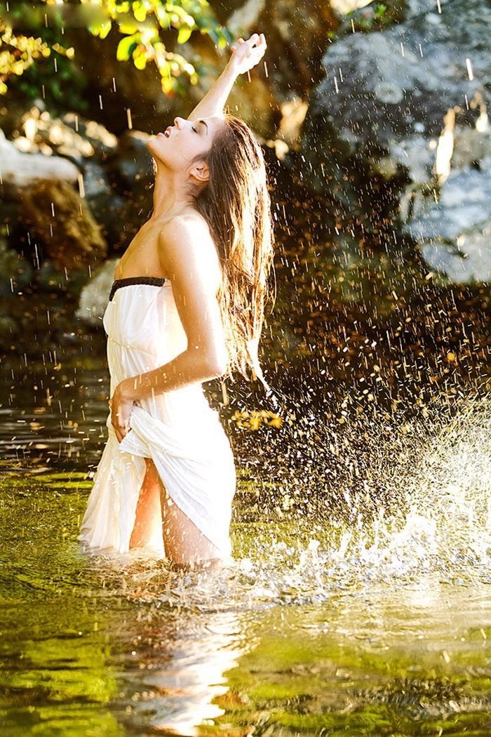 Marie Avgeropoulos in Kota Kinabalu