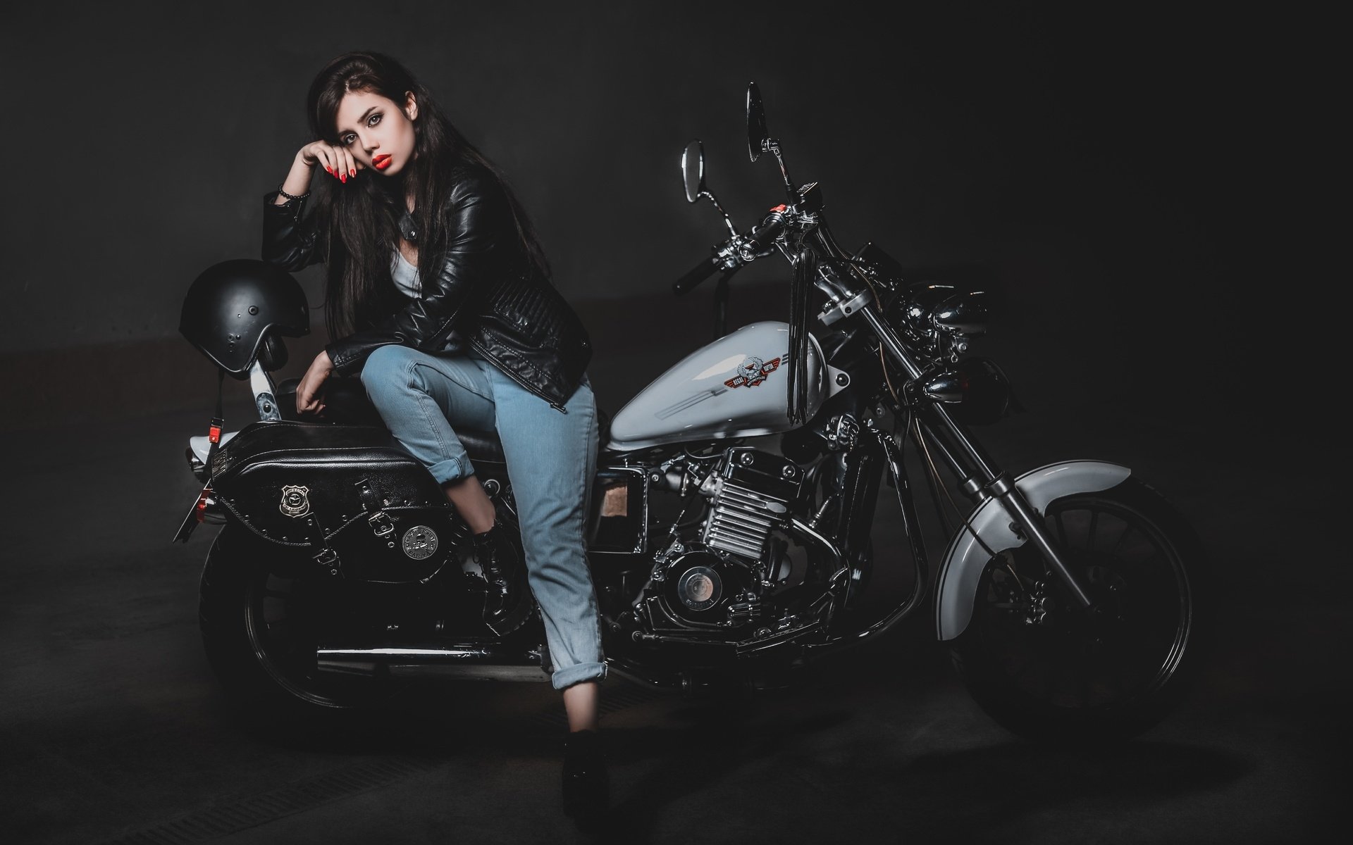 Biker girls: style and drive in Kota Kinabalu