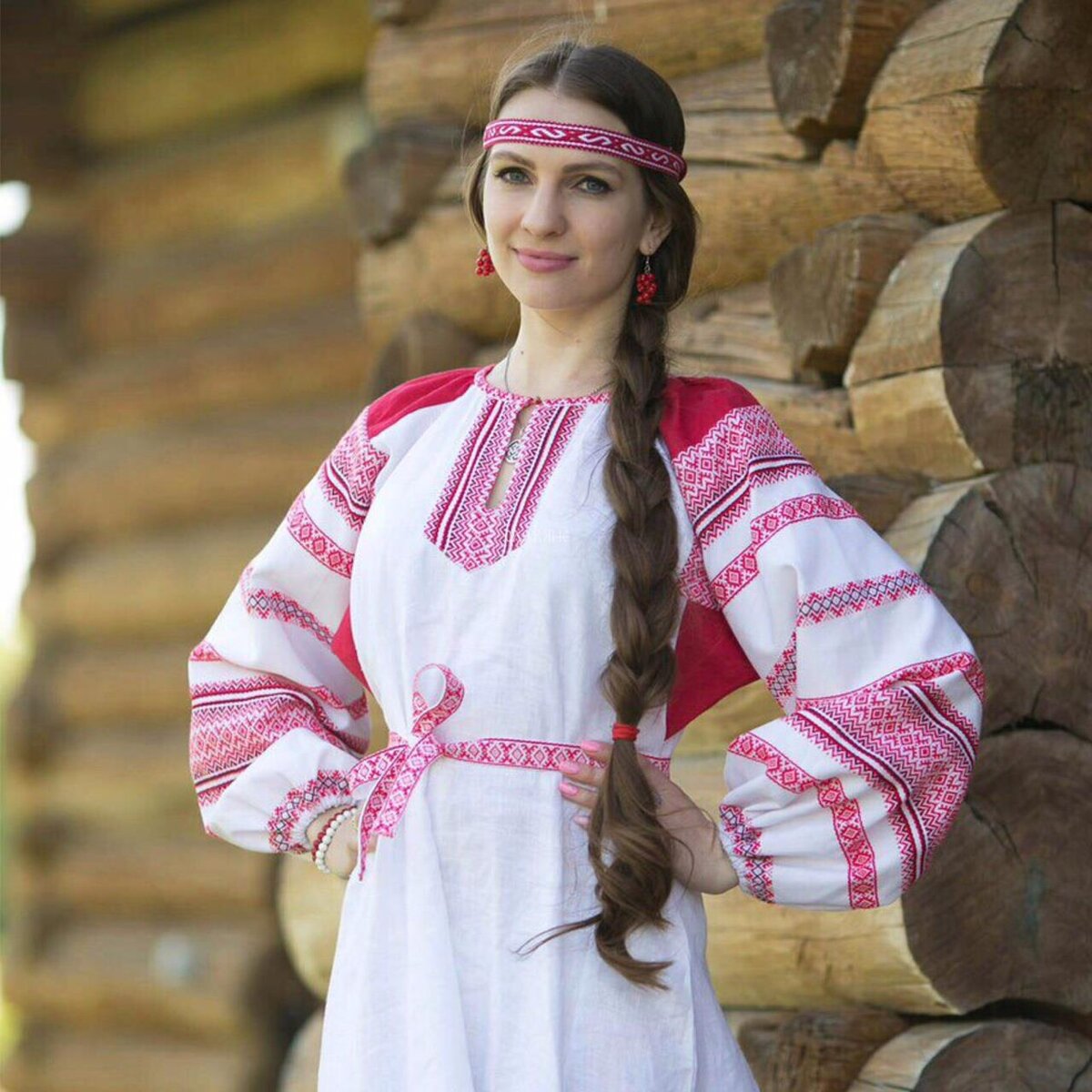 Girls in Slavic costumes in Kota Kinabalu