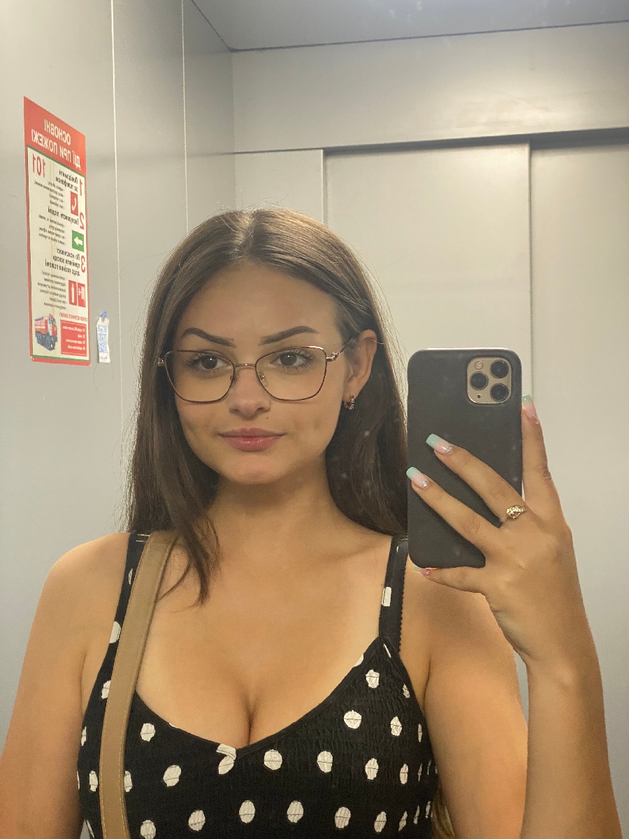 Sexy model Stacy in Kota Kinabalu