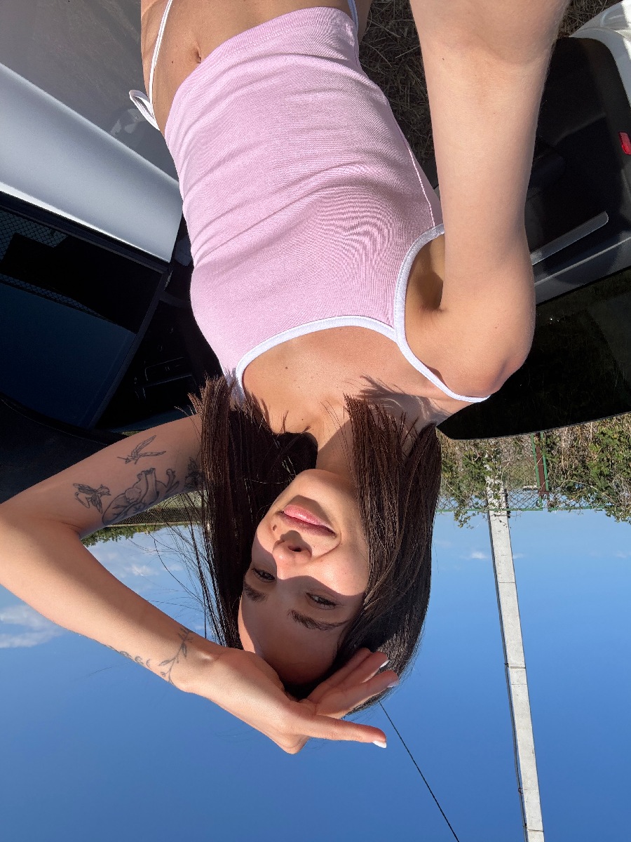 Sexy model Tina in Kota Kinabalu